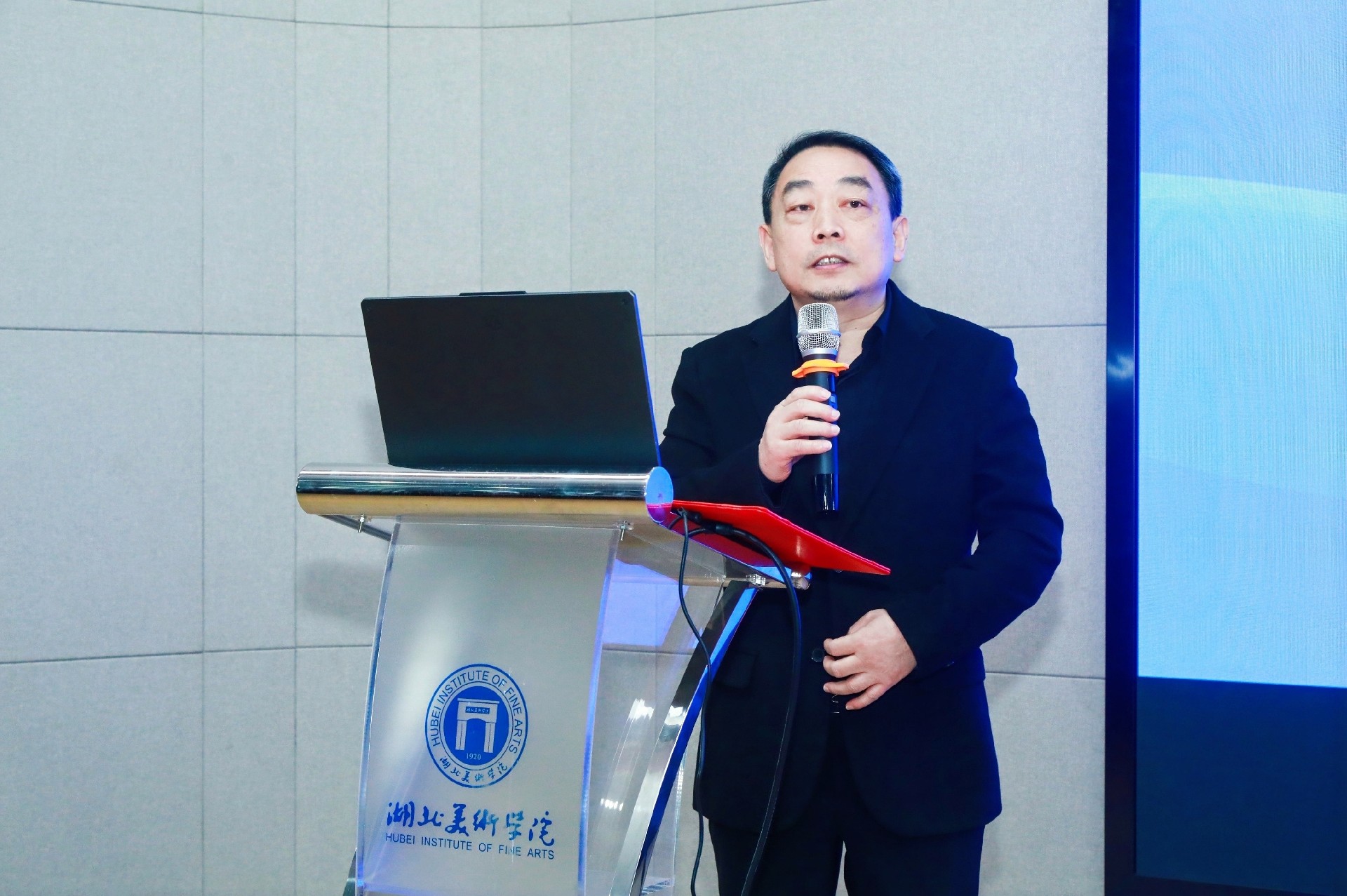 TIAN0194-opq3324759068.jpg