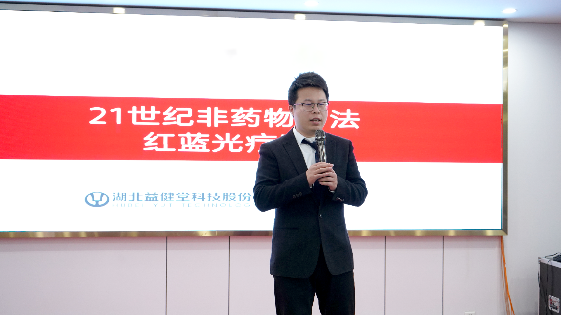 DSC09380.png