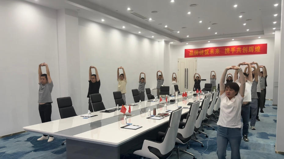 【YJT·管理创新】同心启新程，聚力创未来：益健堂赋能创新活动第八期——研学前沿科技，实操AI工具